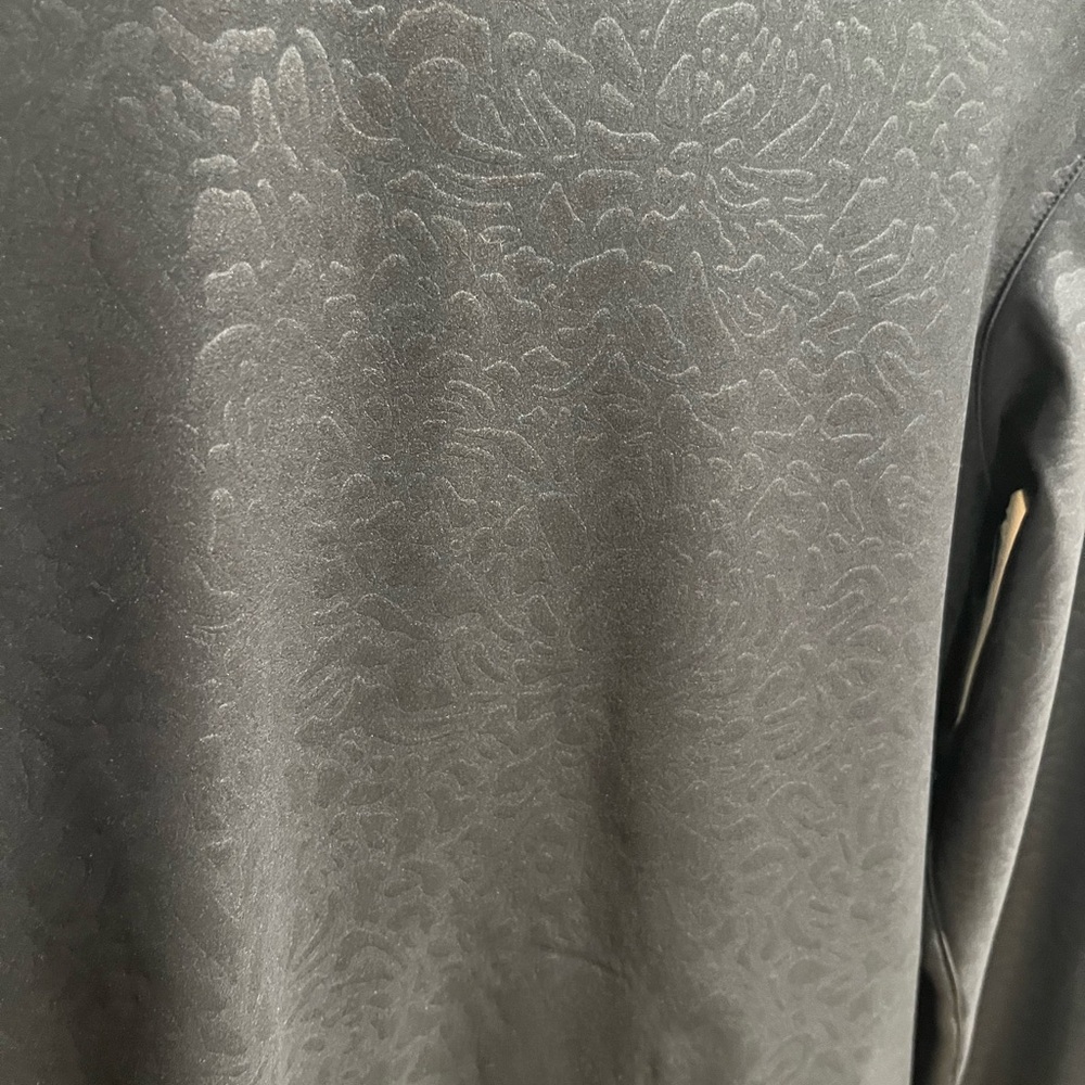 Lululemon Top - Picture 2 of 5